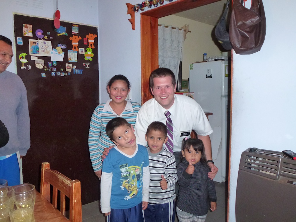 Natalia, Ezequiel, Enzo and Maite Lezana